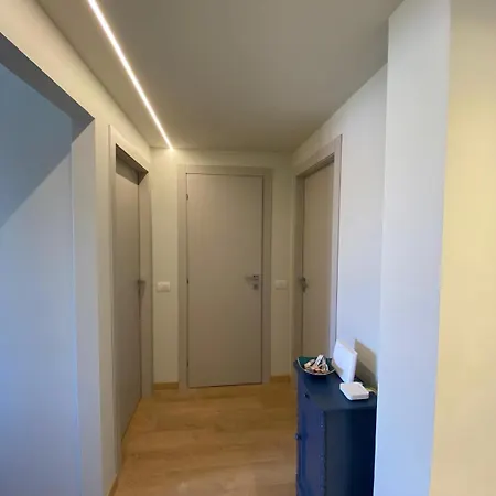 Two-room On A Quiet Street 15 Minutes From The Duomo Milán